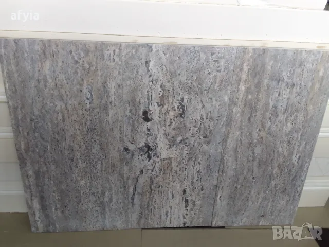 Силвър травертин на плочи