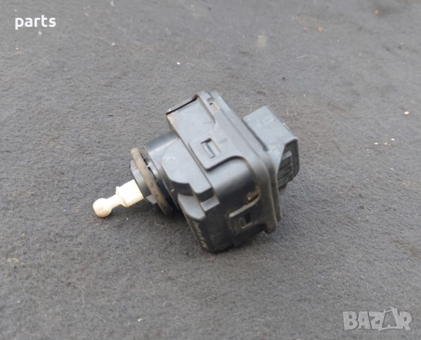 Моторче Фар Ауди A3 8L (2) - 8L0941295, снимка 4 - Части - 52113539