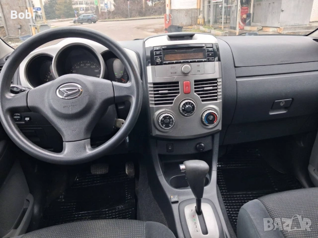 Daihatsu Terios 1.5 i 4x4, снимка 10 - Автомобили и джипове - 50983687