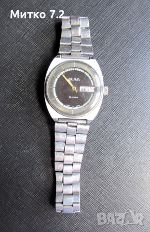 Руски часовник ''Слава'' , снимка 2 - Антикварни и старинни предмети - 52211098