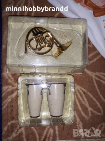  Музикални инструменти Акордеони Пиано Тромпет Виола Барабан Тарамбука Цигулка Хармоника , снимка 15 - Акордеони - 52436337