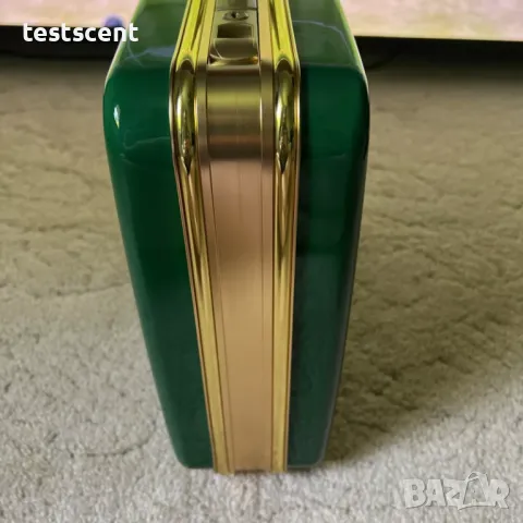 WWE Money In The Bank Briefcase куфар Brand New With Keys & Tags колекционерски Договорът в куфарче , снимка 9 - Фен артикули - 48671977