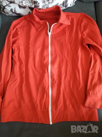 Спортен екип червен, снимка 7 - Спортни дрехи, екипи - 32665077