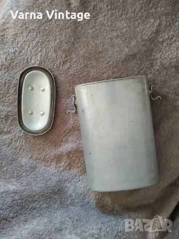 Стар алуминиев военен термос за храна, снимка 10 - Антикварни и старинни предмети - 50454621