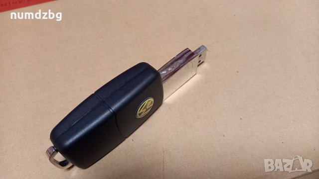 USB ключ Volkswagen имитиращ, снимка 2 - USB Flash памети - 35139894