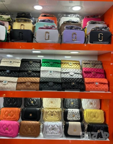 чанти guess chanel louis vuitton ysl saint laurent guess , снимка 16 - Чанти - 51040527