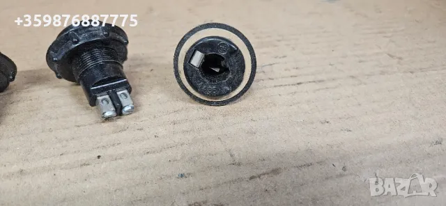 Щекер запалка Шкода РТ РТО Мадара Европа Чавдар Чешки накрайник Стара автобус , снимка 2 - Части - 50437199