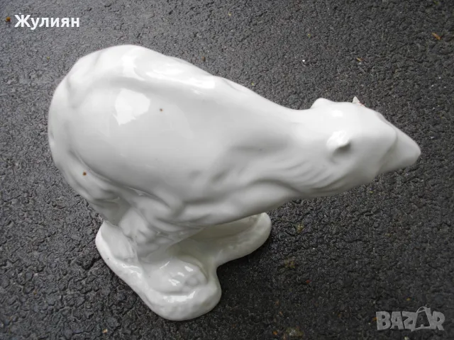 СТАР БЪЛГАРСКИ ПОРЦЕЛАН ГОЛЯМА БЯЛА МЕЧКА СИП, снимка 3 - Антикварни и старинни предмети - 49793742