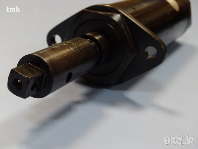 Пневматичен мотор Desoutter 2SR 50-T-NS-350 1/2,3/8 torque motors 2SR 50, снимка 3 - Резервни части за машини - 38394752