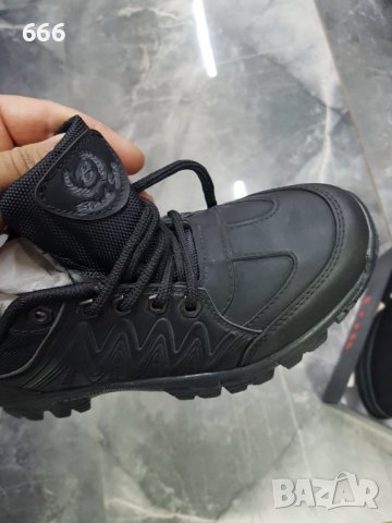 Обувки, снимка 2 - Дамски ежедневни обувки - 43193427