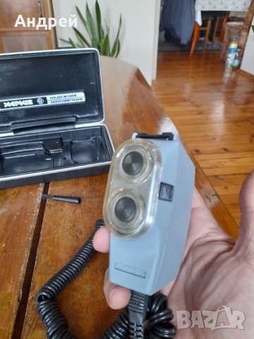 Стара електрическа самобръсначка Харков, снимка 5 - Антикварни и старинни предмети - 43748343