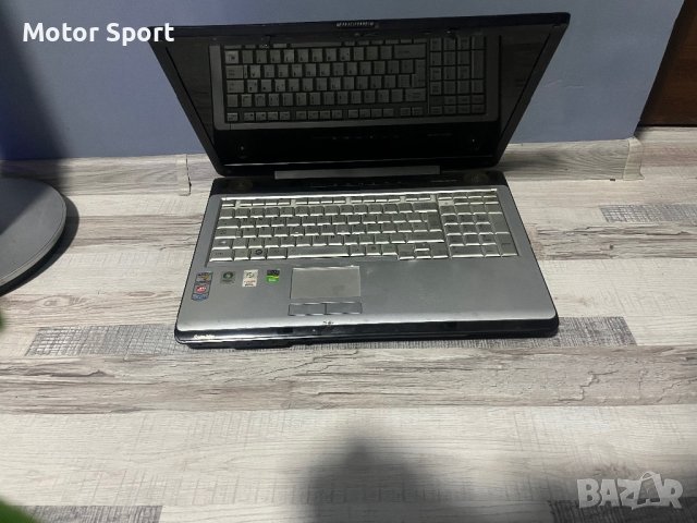 Лаптоп Toshiba Satelite 512 Radeon/4RAM/ 256SSD/17.1Инча., снимка 2 - Лаптопи за игри - 43558079