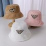 🩷Armani дамски зимни шапки в три цвята🩷, снимка 1 - Шапки - 43217021