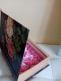 Налична кутия книга с изписани  години с рози декорация, снимка 2
