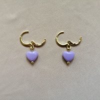 Дамски обеци в златист цвят с висулки лилави сърчица , снимка 6 - Обеци - 43823742