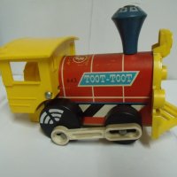 № 6689 стара играчка - влакче / локомотив  - Fisher - Price  Toys - Великобритания 1977 г   , снимка 4 - Други ценни предмети - 39000907