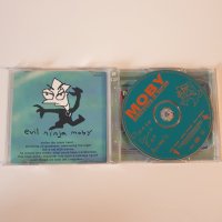Moby ‎– Everything Is Wrong cd, снимка 2 - CD дискове - 43301533
