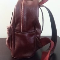 Дамска кожена раница Fendi Roma, снимка 2 - Раници - 35511235