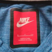 Nike - тениска  S, снимка 4 - Тениски - 35143710