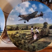 Английски декоративни чинии от серията Heroes of the Sky, снимка 1 - Колекции - 32136835