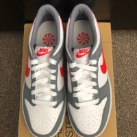 Маратонки оригинални NIKE DUNK LOW NEXT NATURE SMOKE GREY LIGHT CRIMSON, снимка 5 - Детски маратонки - 43386768