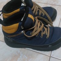 Непромокаеми обувки QUECHUA  40 номер, снимка 1 - Други спортове - 36371898