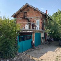 Къща с двор в с. Стамболийски, Хасковска област , снимка 2 - Къщи - 39542191