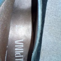 Дамски обувки Alpina естествен велур, снимка 3 - Дамски обувки на ток - 28063441