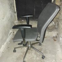 Здрав и устойчив офисен стол без дефекти , снимка 2 - Други стоки за дома - 38501082
