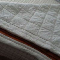 Вълнен юрган , снимка 1 - Олекотени завивки и одеяла - 38210141