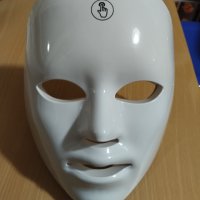 Led маска за лице със светлинна терапия, 7 цвята светлина, снимка 1 - Други - 43822709