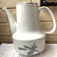 Стар български чайник с маркировка, снимка 1 - Антикварни и старинни предмети - 43156730