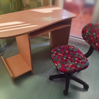 Комплект бюро и стол, снимка 1 - Бюра - 43584493