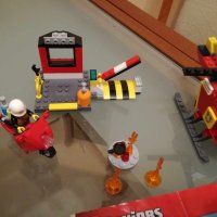 Конструктор Лего - LEGO Fire 10685 - Fire Suitcase, снимка 5 - Конструктори - 43467484