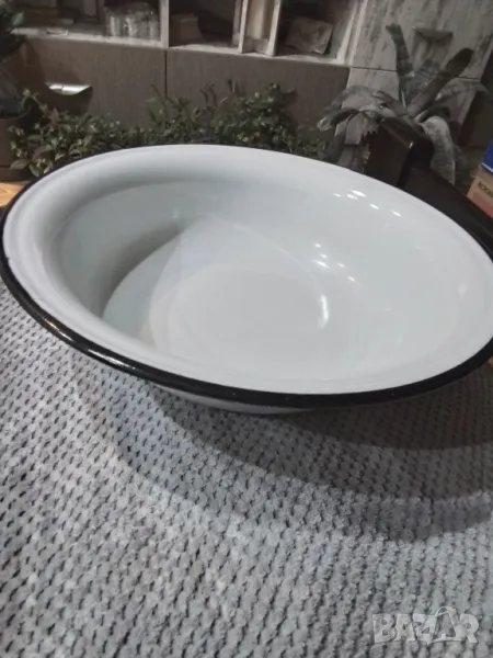 Голяма емайлирана купа, снимка 1