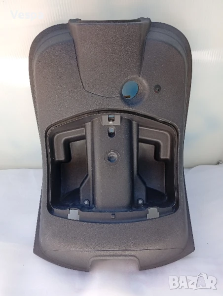 622898 Piaggio Vespa LX50 Вътрешна кора , снимка 1