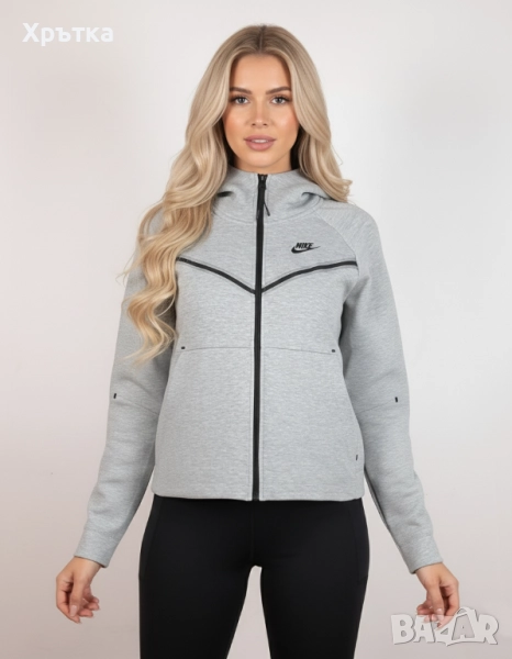Nike Tech Fleece Windrunner - Оригинално дамско горнище размер S, снимка 1