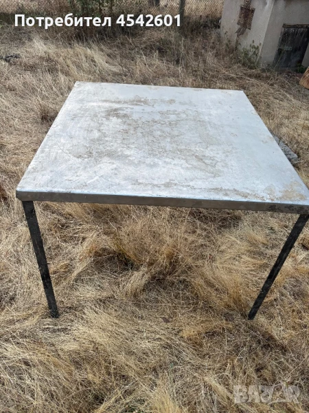 Маса алпака, снимка 1