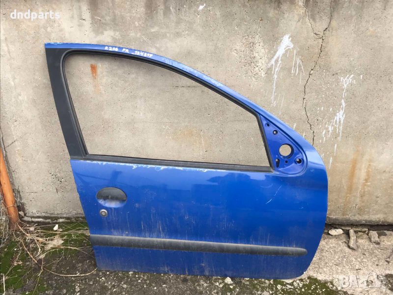 Предна дясна врата Peugeot 206,2001г.,4-врати/хечбек, снимка 1
