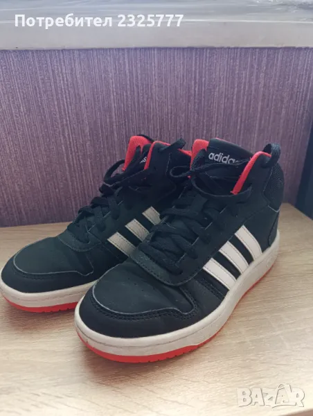 Детски маратонки Adidas, снимка 1