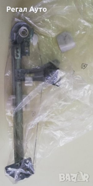 922452,Стъклоповдигач задна дясна врата Peugeot 206, снимка 1