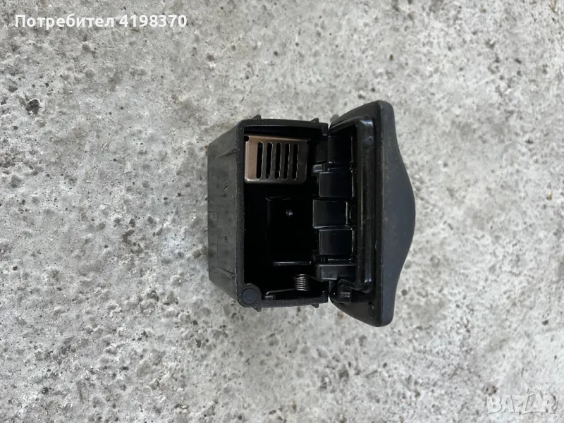 Пепелник заден за врата Хонда ЦРВ 2 Honda CR-V, снимка 1