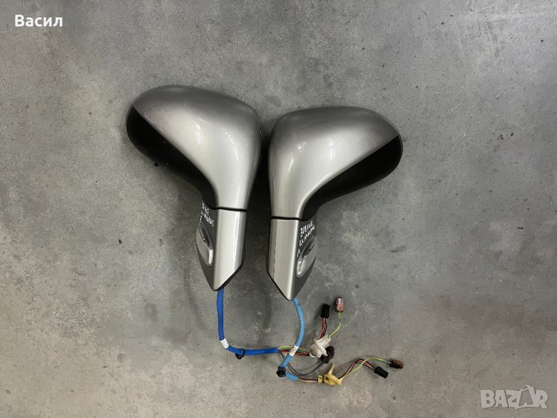 Дясно странично огледало с електрическо прибиране Peugeot 308 SW Facelift 1.6 HDI Пежо 308 Комби , снимка 1