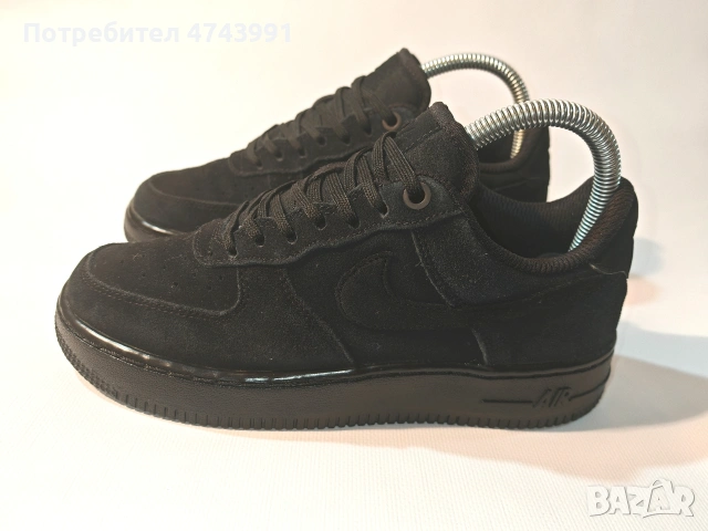 Оригинални маратонки Nike Air Force , снимка 2 - Маратонки - 53566986