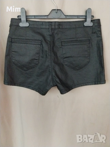 М Къси кожени, черни панталони, снимка 6 - Къси панталони и бермуди - 52419027