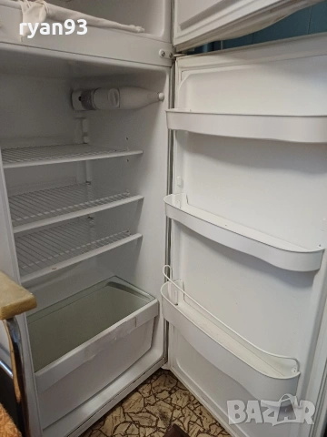 Хладилник SNAIGE, снимка 3 - Хладилници - 53587179