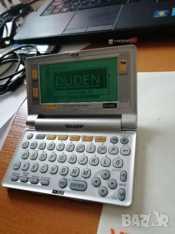 Електронен речник SHARP PW-E140, снимка 2 - Друга електроника - 48566507