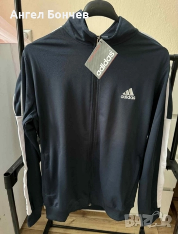 Спортен екип на Adidas