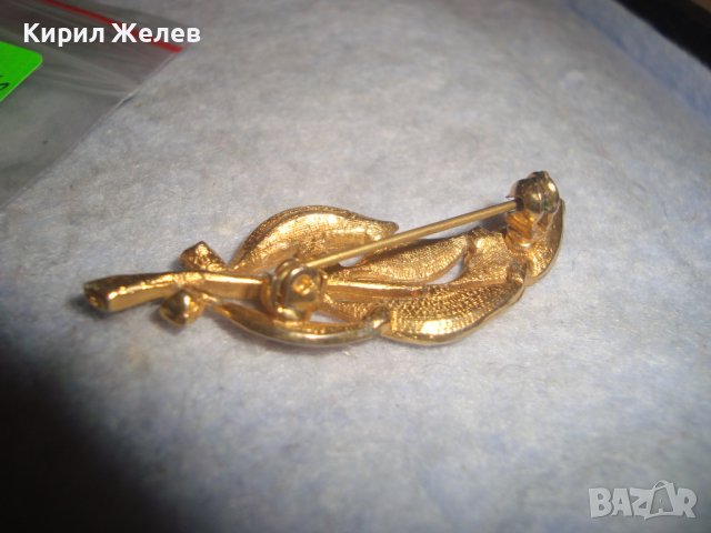 ЛИСТОВИДНА РЕТРО АРТ ФЛОРАЛНА ПОЗЛАТЕНА ЕМАЙЛИРАНА АЖУРНА БРОШКА 29464, снимка 8 - Други - 37685789