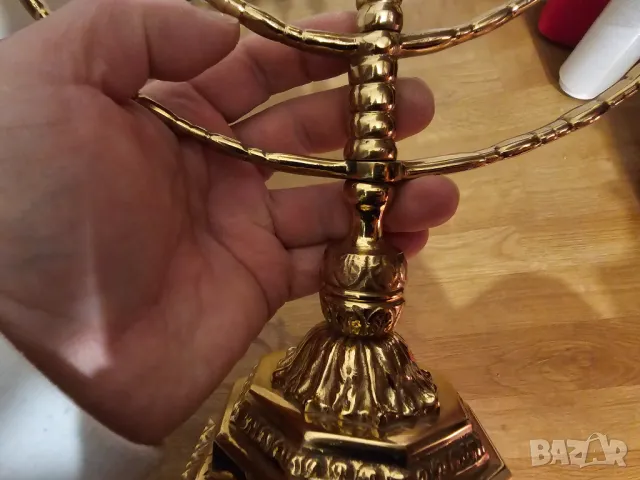 Голям бронзов  свещник за ханука  МЕНОРА 28 х 26см. - еврейски свещник - внос от Израел, Йерусалим, снимка 4 - Антикварни и старинни предмети - 49016525